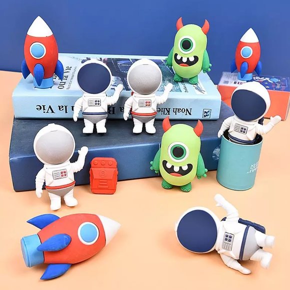 Astronaut Monster Space Eraser for Schooling Kids - Pack of 1 - Picture 5 of 8